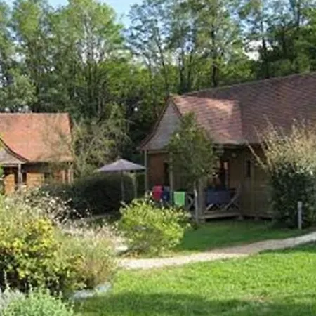 En Bois Hameau De La Borie *
