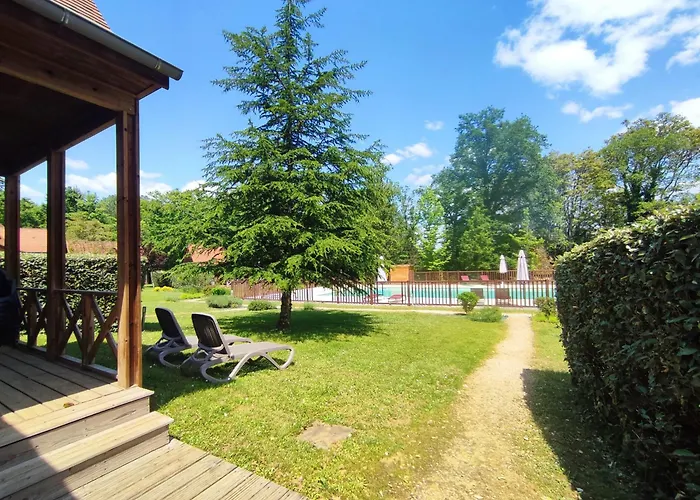 En Bois Hameau De La Borie *